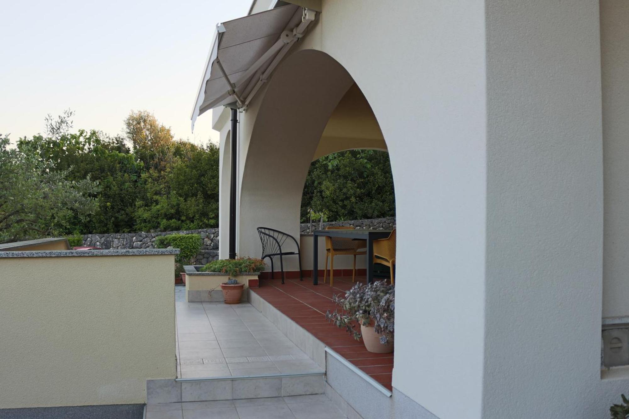 Apartman Mariolina Krk Town Exterior foto